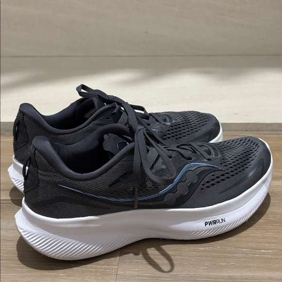 SAUCONY RUNNING SHOES - Picture 3 of 6